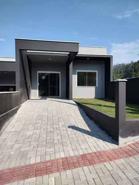 Foto 2 de Casa com 2 quartos para alugar, 145m2 em Centro, Pomerode - SC