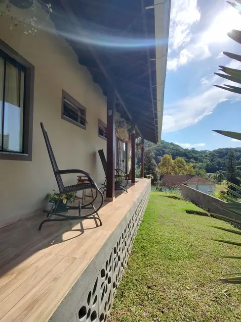 Casa com 3 quartos à venda, 400m2 em Pomerode - SC - imagem 3 Foto 3 de Casa com 3 quartos à venda, 400m2 em Pomerode - SC