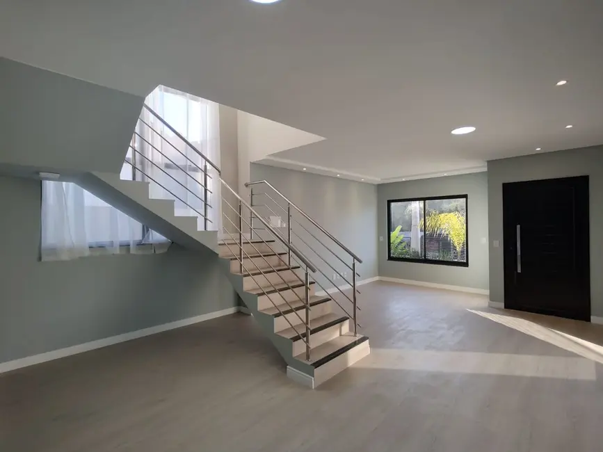 Sobrado com 3 quartos à venda, 210m2 em Centro, Pomerode - SC - imagem 7 Foto 7 de Sobrado com 3 quartos à venda, 210m2 em Centro, Pomerode - SC