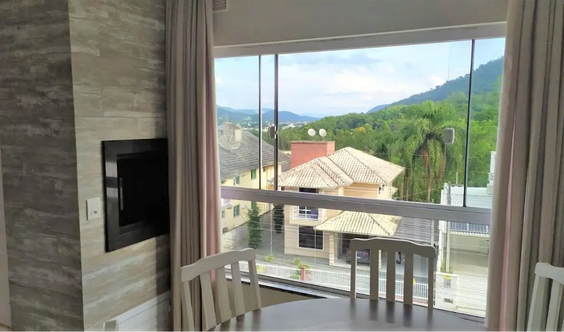 Apartamento com 2 quartos para alugar, 62m2 em Centro, Pomerode - SC - imagem 3 Foto 3 de Apartamento com 2 quartos para alugar, 62m2 em Centro, Pomerode - SC