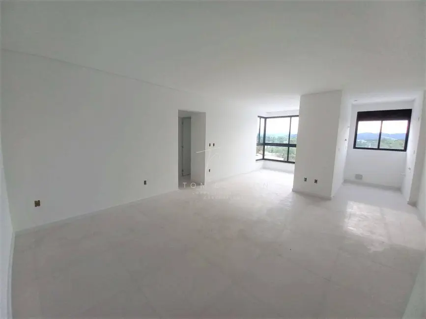Foto 2 de Apartamento com 3 quartos à venda, 106m2 em Sete de Setembro, Gaspar - SC