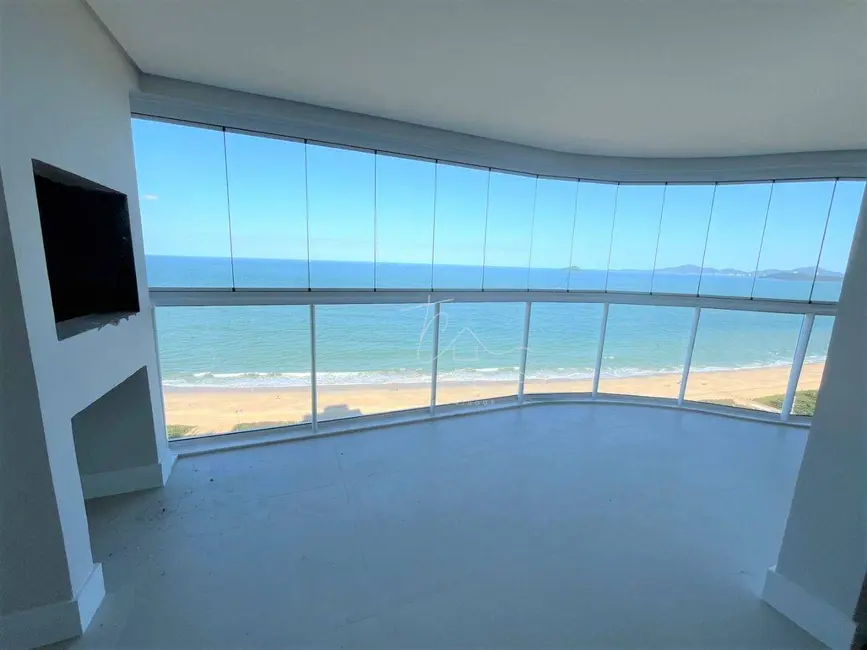 Foto 2 de Apartamento com 4 quartos à venda, 145m2 em Balneario Picarras - SC