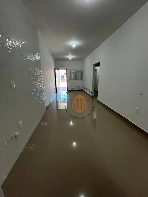 Foto 2 de Casa com 3 quartos à venda, 185m2 em Balneario Picarras - SC