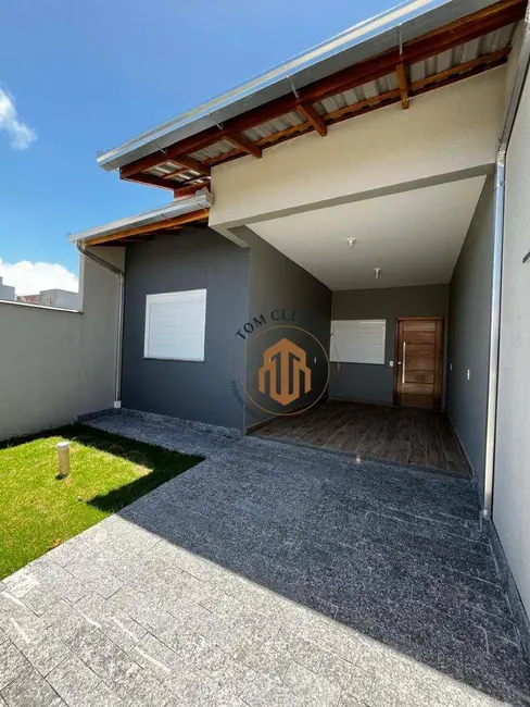 Foto 1 de Casa com 3 quartos à venda, 185m2 em Balneario Picarras - SC