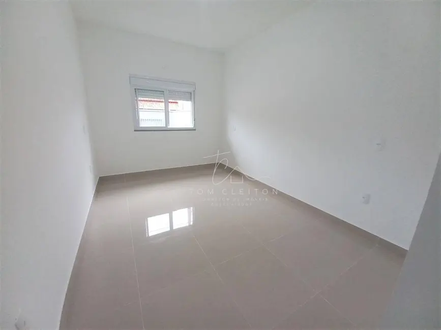 Foto 8 de Casa com 3 quartos à venda, 185m2 em Balneario Picarras - SC