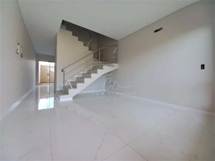 Foto 2 de Sobrado com 2 quartos à venda, 106m2 em Santa Terezinha, Gaspar - SC
