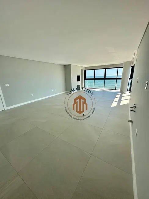 Foto 6 de Apartamento com 3 quartos à venda, 200m2 em Centro, Balneario Picarras - SC