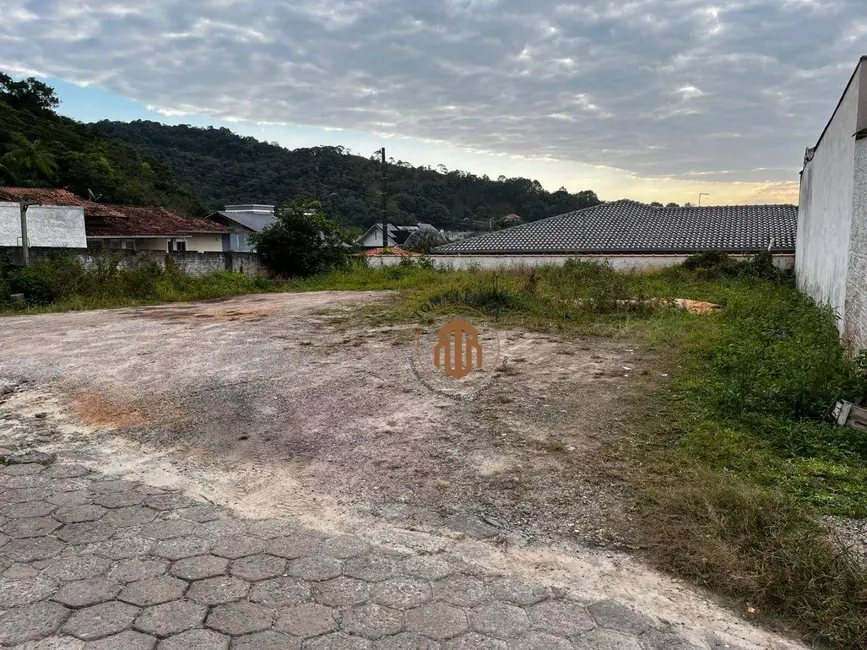 Foto 3 de Terreno / Lote à venda, 300m2 em Gasparinho, Gaspar - SC