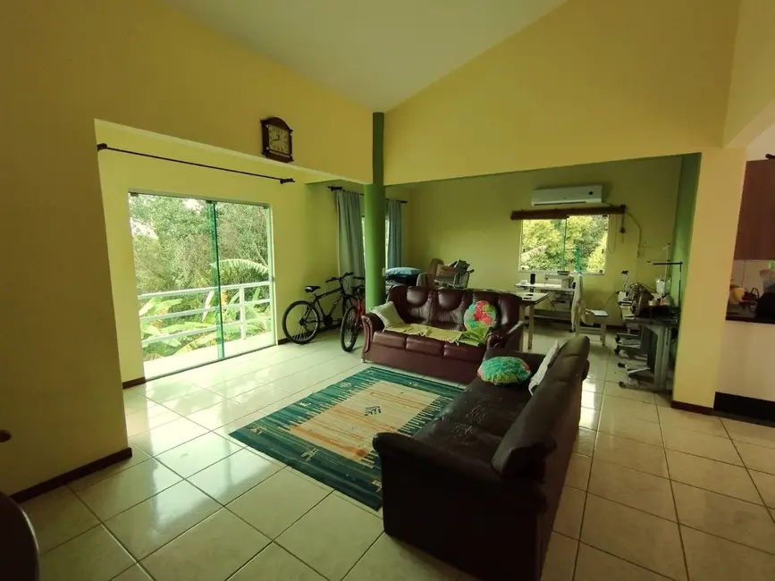 Foto 3 de Sobrado com 4 quartos à venda, 6000m2 em Governador Celso Ramos - SC