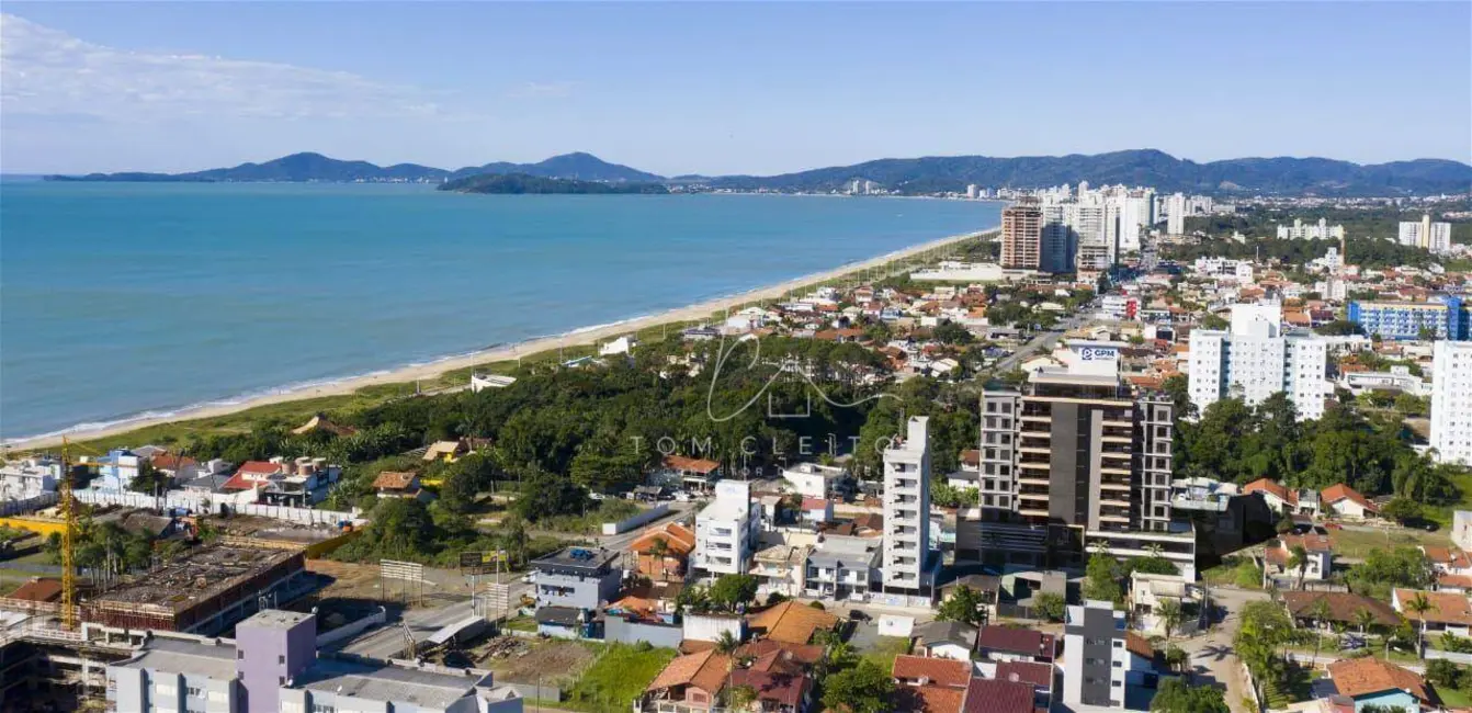 Foto 2 de Apartamento com 2 quartos à venda, 112m2 em Balneario Picarras - SC