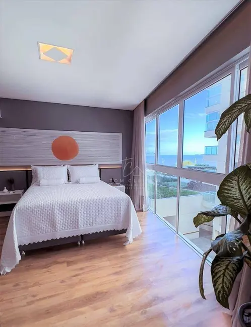 Foto 1 de Apartamento com 3 quartos à venda, 171m2 em Balneario Picarras - SC