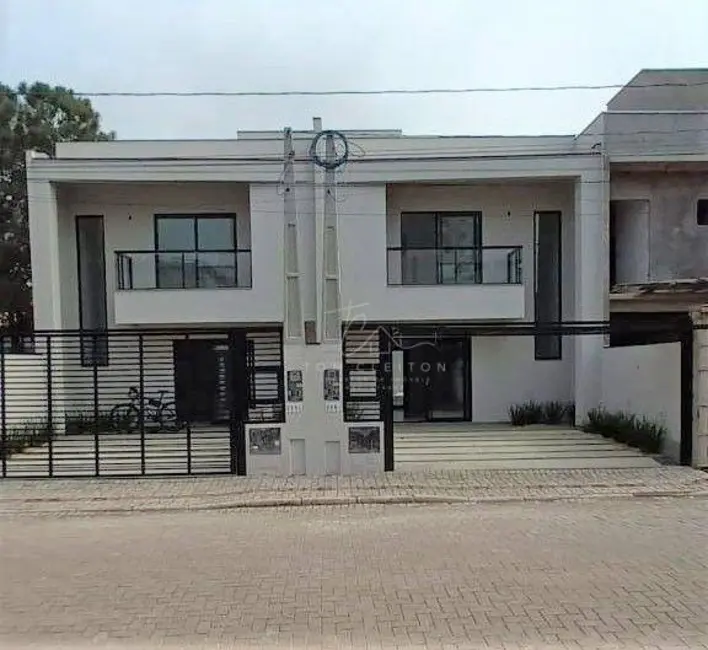 Foto 2 de Sobrado com 3 quartos à venda, 108m2 em Balneario Picarras - SC