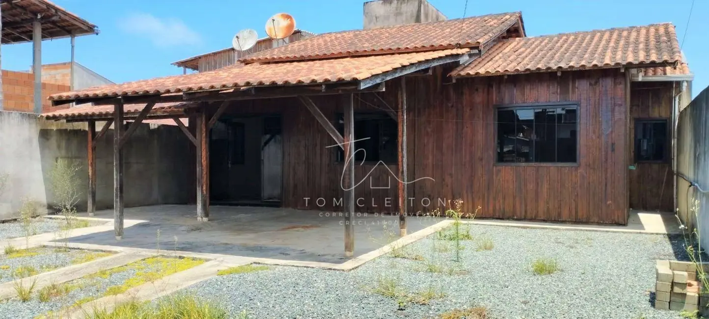 Foto 2 de Casa com 2 quartos à venda, 254m2 em Balneario Picarras - SC