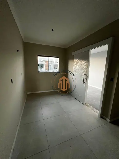 Casa com 2 quartos à venda, 120m2 em Centro, Gaspar - SC - imagem 2 Foto 2 de Casa com 2 quartos à venda, 120m2 em Centro, Gaspar - SC