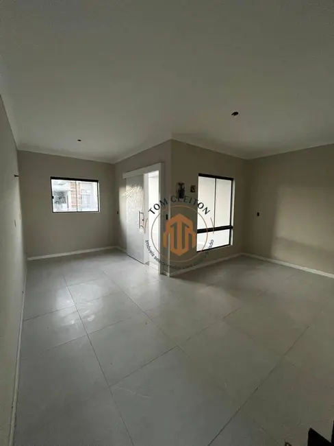 Casa com 2 quartos à venda, 120m2 em Centro, Gaspar - SC - imagem 3 Foto 3 de Casa com 2 quartos à venda, 120m2 em Centro, Gaspar - SC