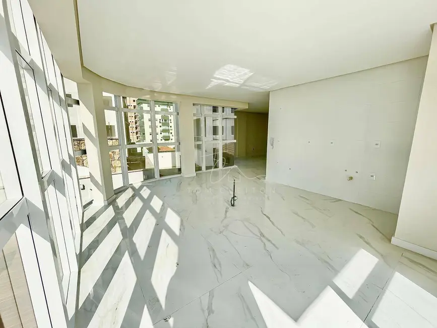Apartamento com 4 quartos à venda, 157m2 em Gravatá, Navegantes - SC - imagem 3 Foto 3 de Apartamento com 4 quartos à venda, 157m2 em Gravatá, Navegantes - SC