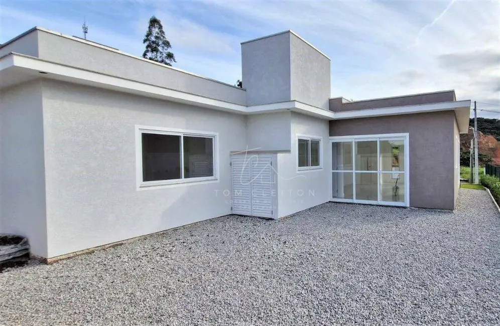 Casa com 3 quartos à venda, 360m2 em Margem Esquerda, Gaspar - SC - imagem 3 Foto 3 de Casa com 3 quartos à venda, 360m2 em Margem Esquerda, Gaspar - SC