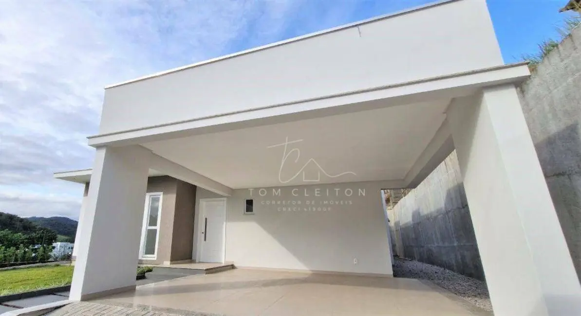 Casa com 3 quartos à venda, 360m2 em Margem Esquerda, Gaspar - SC - imagem 2 Foto 2 de Casa com 3 quartos à venda, 360m2 em Margem Esquerda, Gaspar - SC