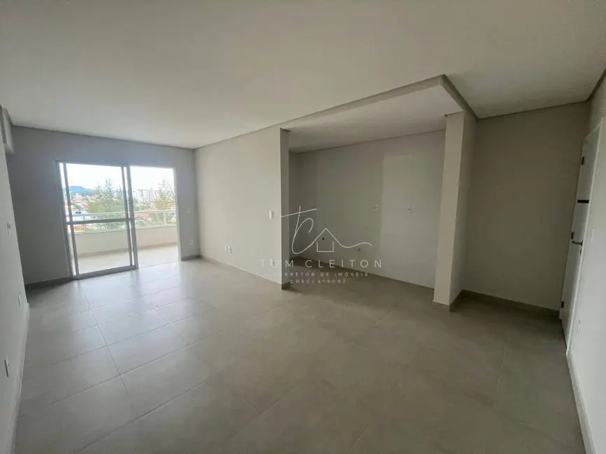 Foto 2 de Apartamento com 2 quartos à venda, 74m2 em Gravatá, Navegantes - SC