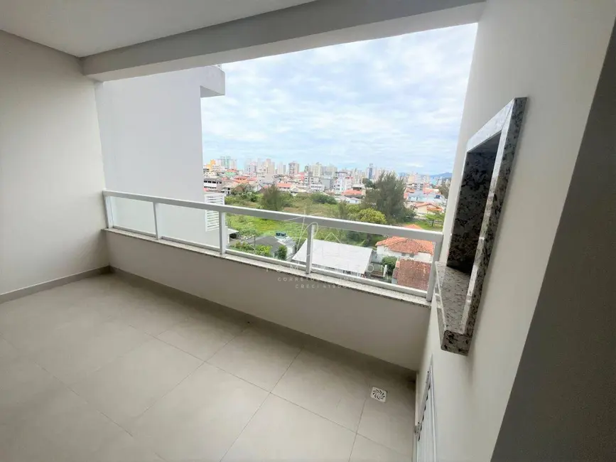 Foto 5 de Apartamento com 2 quartos à venda, 74m2 em Gravatá, Navegantes - SC