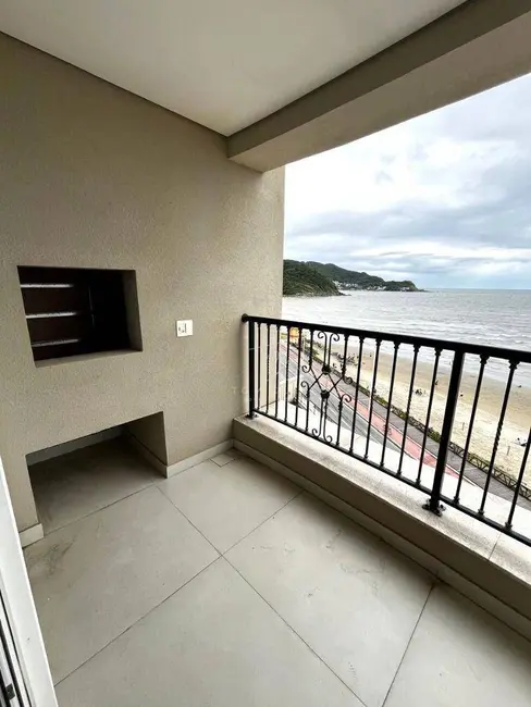 Foto 1 de Apartamento com 3 quartos à venda, 143m2 em Gravatá, Navegantes - SC