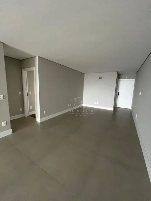 Foto 4 de Apartamento com 3 quartos à venda, 143m2 em Gravatá, Navegantes - SC