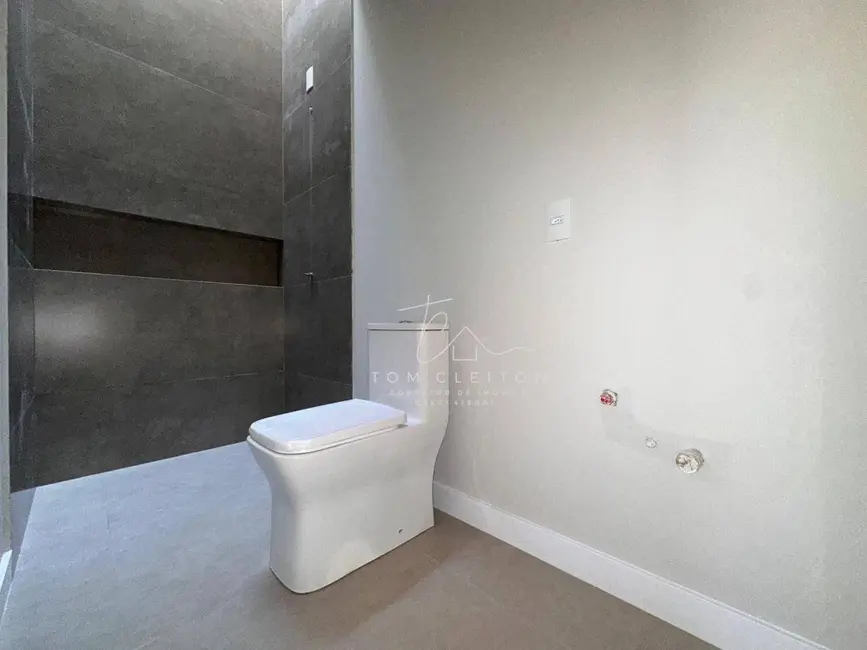 Foto 8 de Casa com 3 quartos à venda, 88m2 em Barra Velha - SC