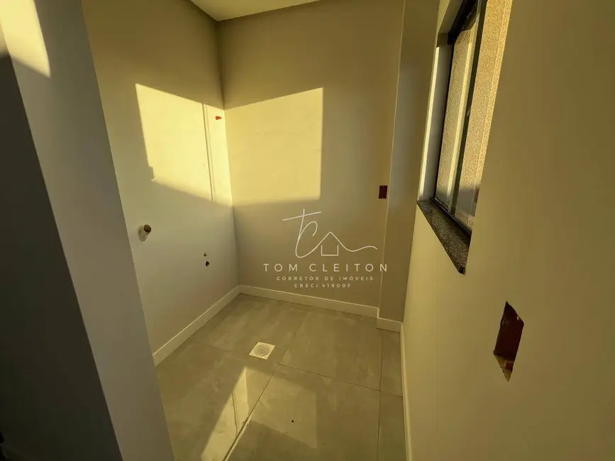 Foto 7 de Sobrado com 2 quartos à venda, 97m2 em Santa Terezinha, Gaspar - SC