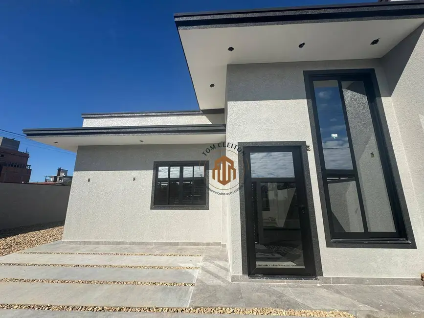 Foto 1 de Casa com 3 quartos à venda, 160m2 em Barra Velha - SC