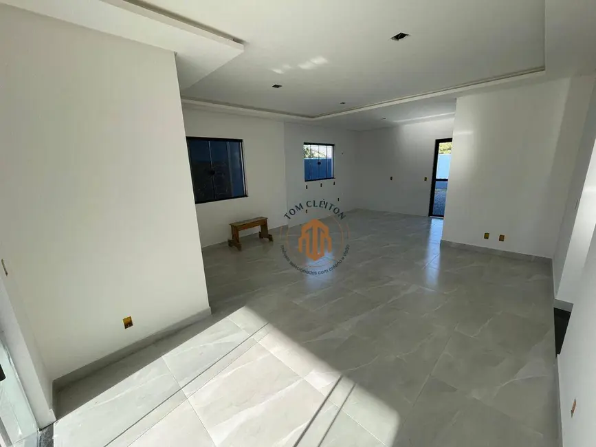Foto 4 de Casa com 3 quartos à venda, 300m2 em Barra Velha - SC