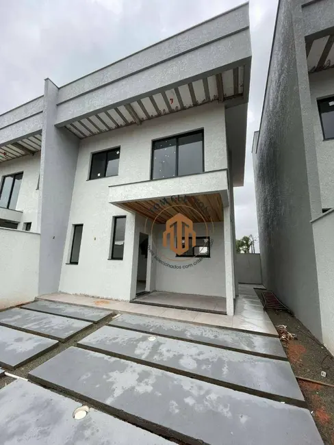 Foto 1 de Sobrado com 3 quartos à venda, 120m2 em Barra Velha - SC