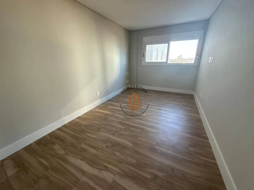 Foto 8 de Apartamento com 2 quartos à venda, 121m2 em Gravatá, Navegantes - SC