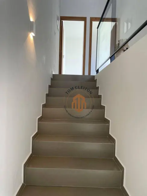 Foto 6 de Sobrado com 3 quartos à venda, 136m2 em Balneario Picarras - SC