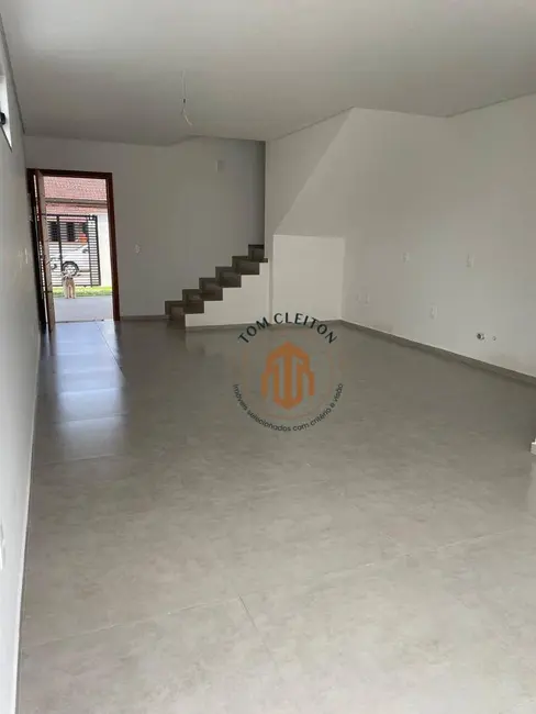 Foto 5 de Sobrado com 3 quartos à venda, 136m2 em Balneario Picarras - SC