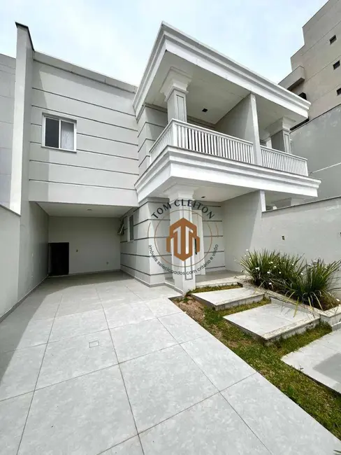 Sobrado com 3 quartos à venda, 170m2 em Barra Velha - SC - imagem 1 Foto 1 de Sobrado com 3 quartos à venda, 170m2 em Barra Velha - SC