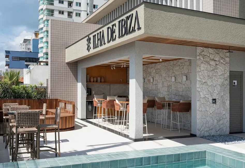 Foto 6 de Apartamento com 4 quartos à venda, 310m2 em Centro, Navegantes - SC