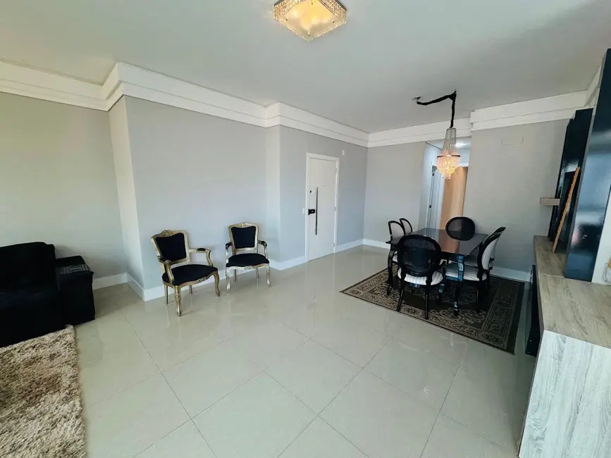 Apartamento com 3 quartos à venda, 182m2 em Meia Praia, Itapema - SC - imagem 8 Foto 8 de Apartamento com 3 quartos à venda, 182m2 em Meia Praia, Itapema - SC