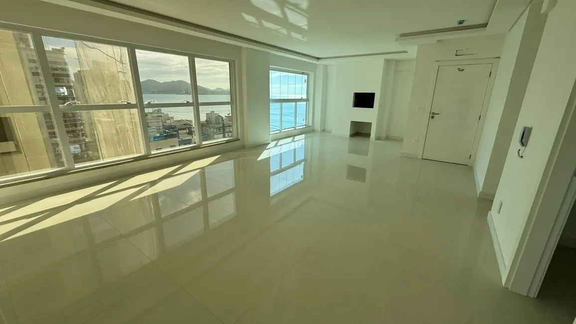 Foto 7 de Apartamento com 4 quartos à venda, 179m2 em Meia Praia, Itapema - SC