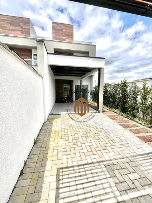 Foto 2 de Sobrado com 2 quartos à venda, 129m2 em Santa Terezinha, Gaspar - SC