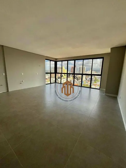 Apartamento com 3 quartos à venda, 101m2 em Centro, Balneario Picarras - SC - imagem 2 Foto 2 de Apartamento com 3 quartos à venda, 101m2 em Centro, Balneario Picarras - SC