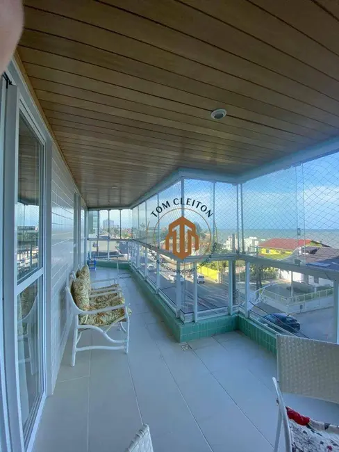 Foto 2 de Apartamento com 3 quartos à venda, 125m2 em Centro, Balneario Picarras - SC