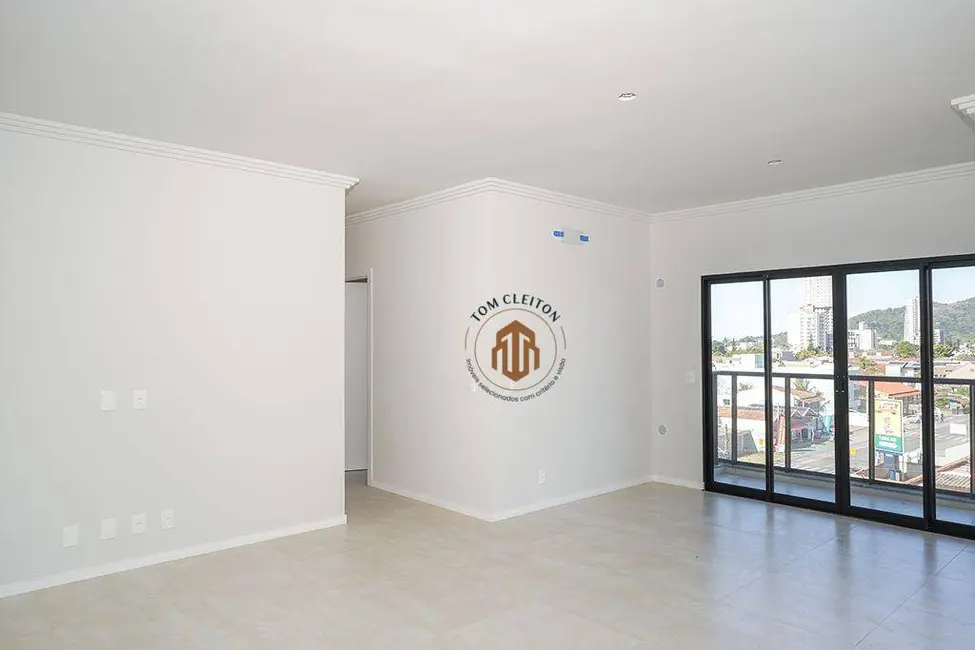 Foto 4 de Apartamento com 3 quartos à venda, 76m2 em Penha - SC