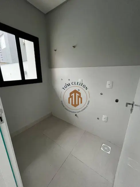 Sobrado com 3 quartos à venda, 113m2 em Barra Velha - SC - imagem 6 Foto 6 de Sobrado com 3 quartos à venda, 113m2 em Barra Velha - SC