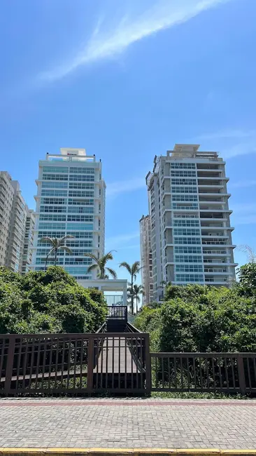 Foto 1 de Apartamento com 3 quartos à venda, 127m2 em Balneario Picarras - SC