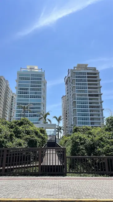 Foto 2 de Apartamento com 3 quartos à venda, 127m2 em Balneario Picarras - SC
