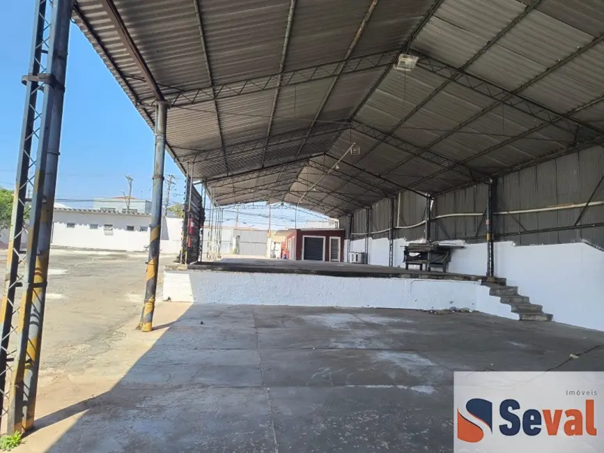 Armazém / Galpão para alugar, 1600m2 em Jardim Patente Novo, São Paulo - SP - imagem 1 Foto 1 de Armazém / Galpão para alugar, 1600m2 em Jardim Patente Novo, São Paulo - SP