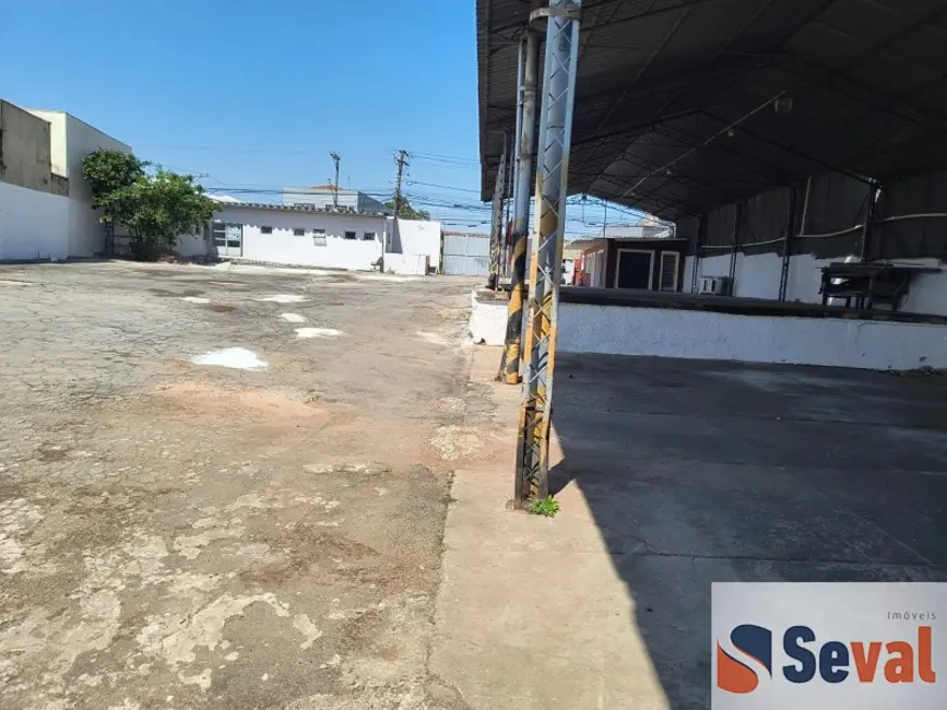 Armazém / Galpão para alugar, 1600m2 em Jardim Patente Novo, São Paulo - SP - imagem 3 Foto 3 de Armazém / Galpão para alugar, 1600m2 em Jardim Patente Novo, São Paulo - SP