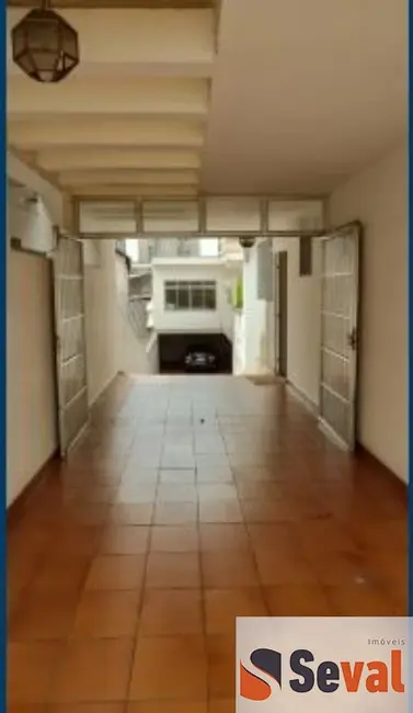 Sobrado com 4 quartos à venda e para alugar, 330m2 em Ipiranga, São Paulo - SP - imagem 8 Foto 8 de Sobrado com 4 quartos à venda e para alugar, 330m2 em Ipiranga, São Paulo - SP