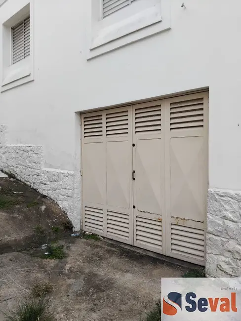 Casa com 2 quartos para alugar, 85m2 em Vila Dom Pedro I, São Paulo - SP - imagem 4 Foto 4 de Casa com 2 quartos para alugar, 85m2 em Vila Dom Pedro I, São Paulo - SP