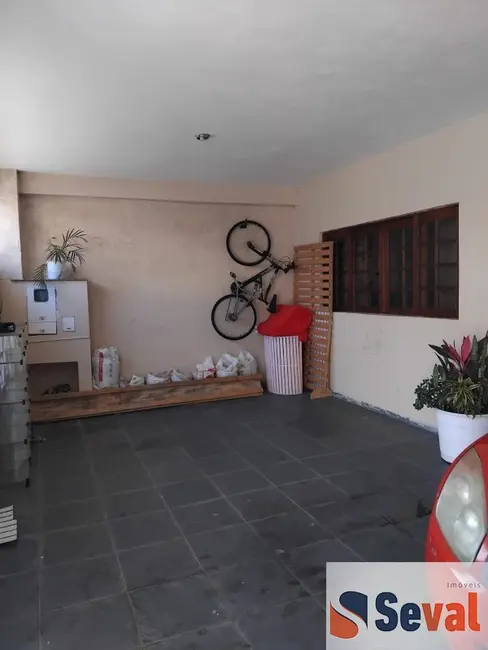 Foto 2 de Sobrado com 5 quartos à venda, 220m2 em São João Clímaco, São Paulo - SP